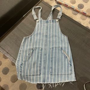 COPY - Pull & Bear Overalls